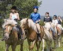 Kinderreitwoche am Wegwartehof